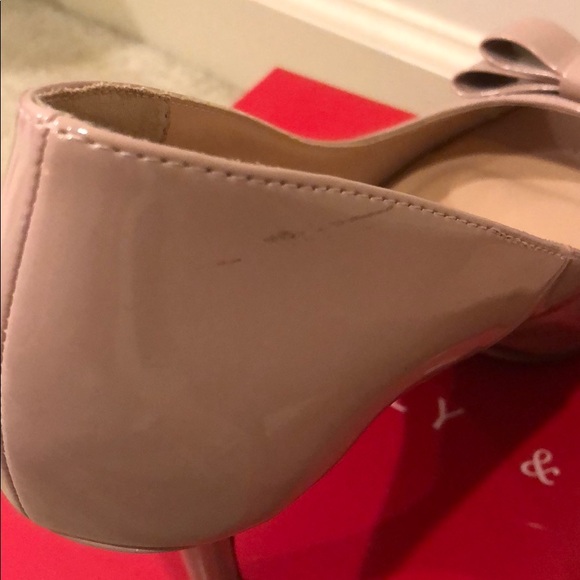 KELLY & KATIE: Nude Peep Toe Heels - Picture 5 of 8